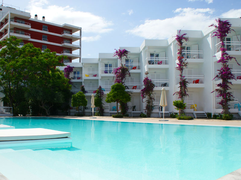 Hotel Marathon Beach 1.jpg