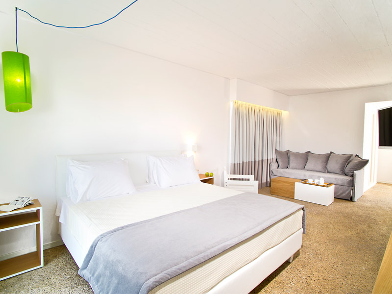 Hotel Marathon Beach junior suite.jpg