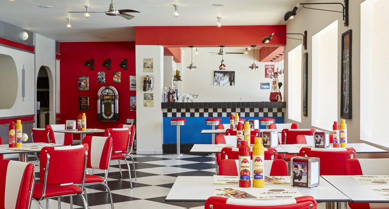 Marbella Hotel american restaurant.jpg
