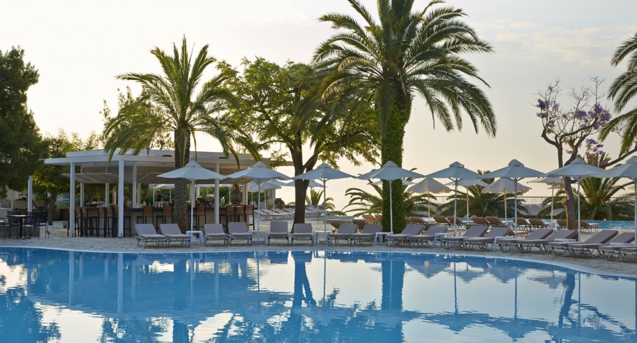 Marbella Hotel glavni bazen.jpg