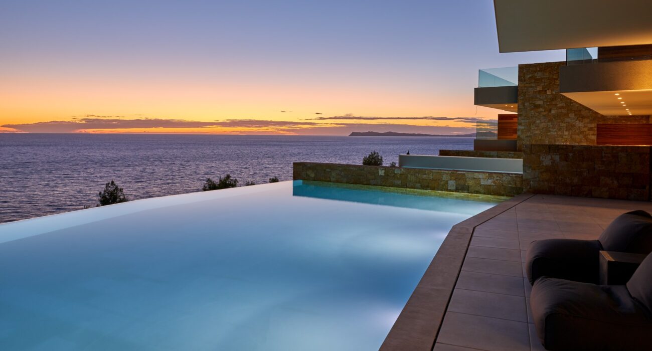 Hotel MarBella Elix Junior suite panorama private pool.jpg