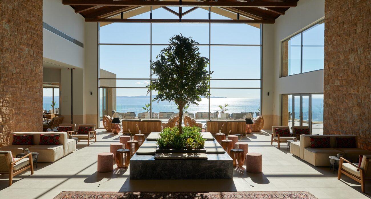 Hotel MarBella Elix lobby.jpg