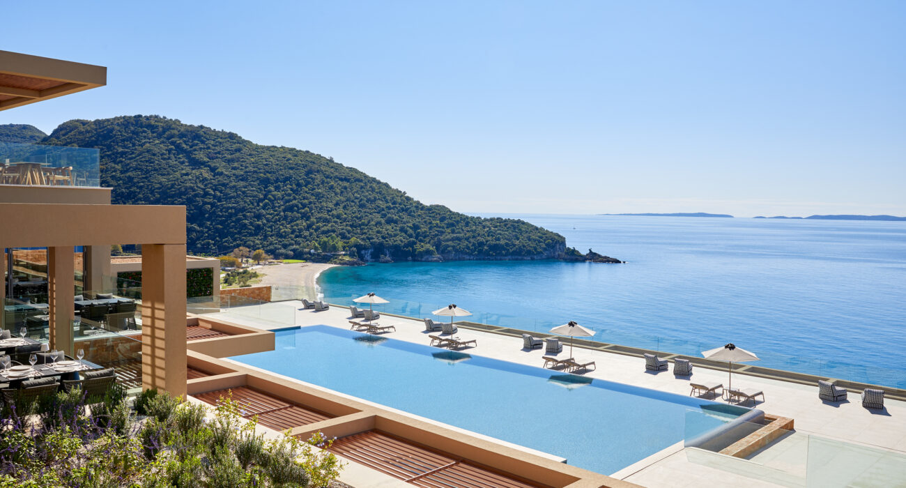 Hotel MarBella Elix pool.jpg