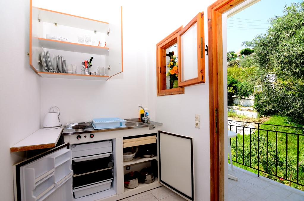 Hotel Mare Blue kitchen.jpg