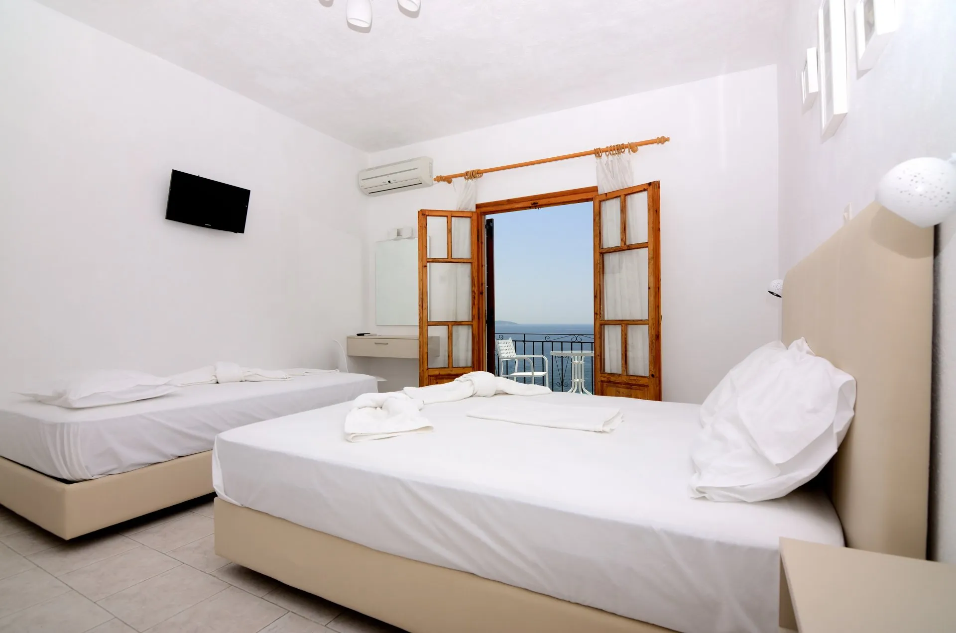 Hotel Mare Blue studio 2.jpg