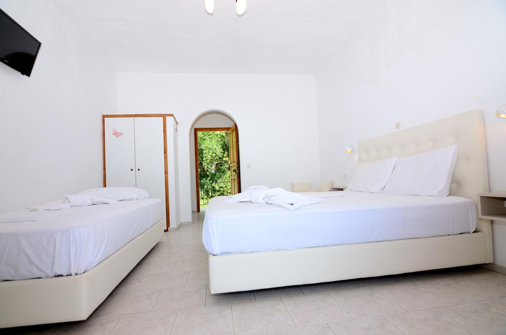 Hotel Mare Blue superior studio.jpg