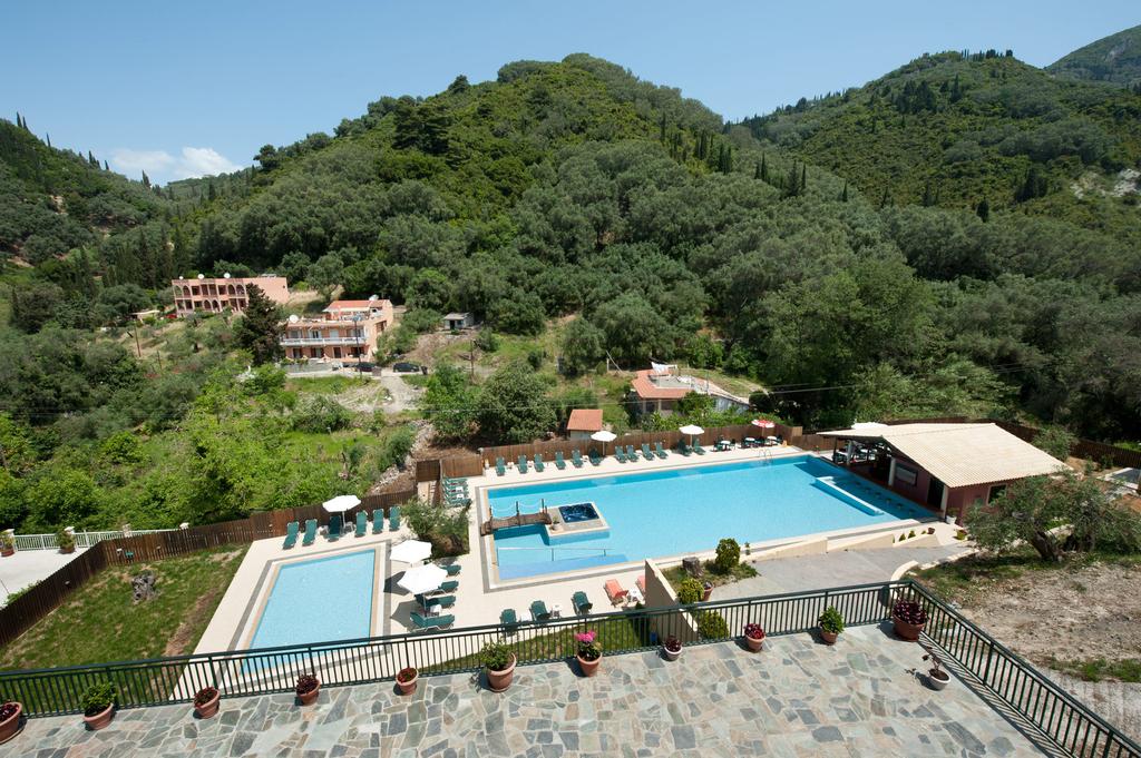 Marina apartments pools 1.jpg