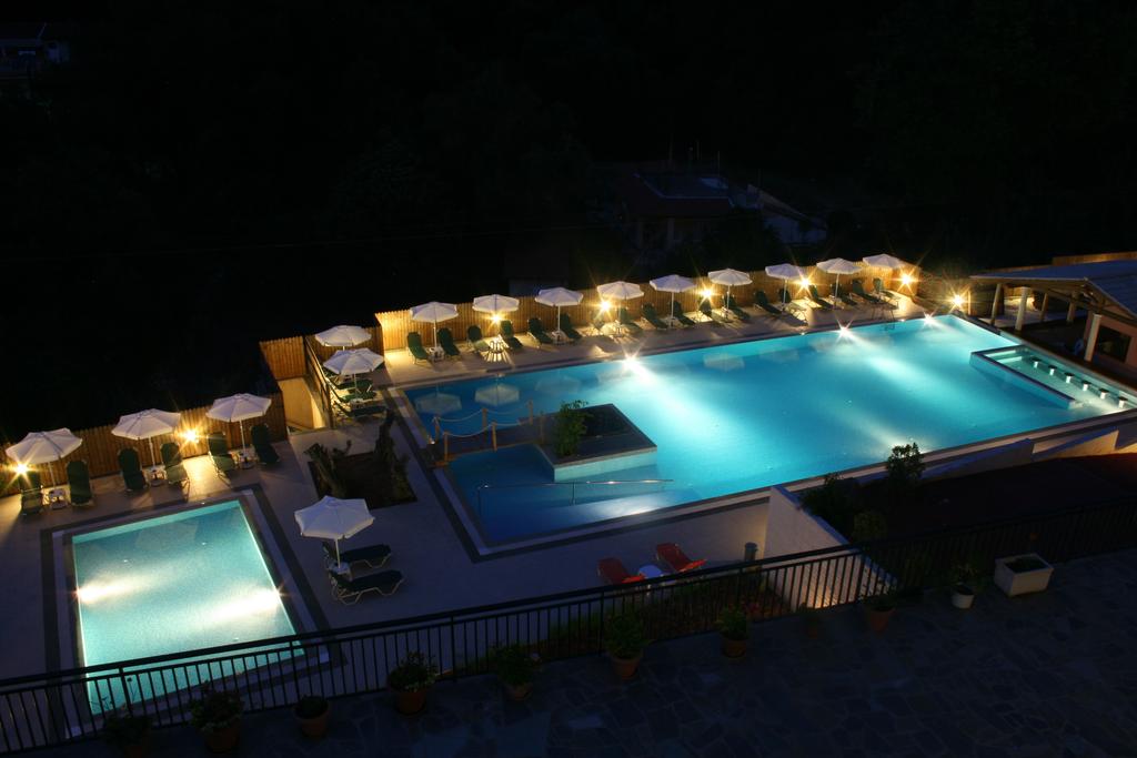 Marina apartments pools.jpg
