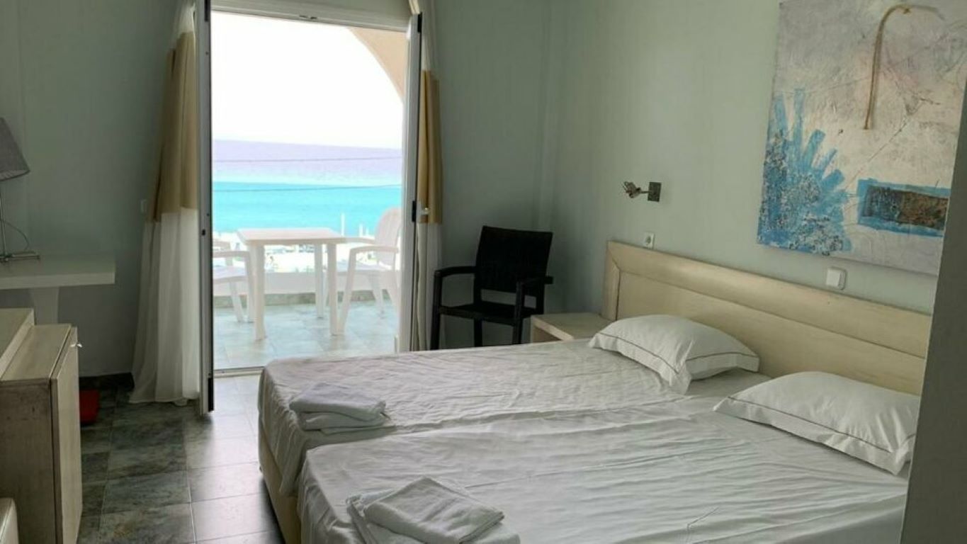 Al Mare-Standardna soba frontalni pogled more.jpg