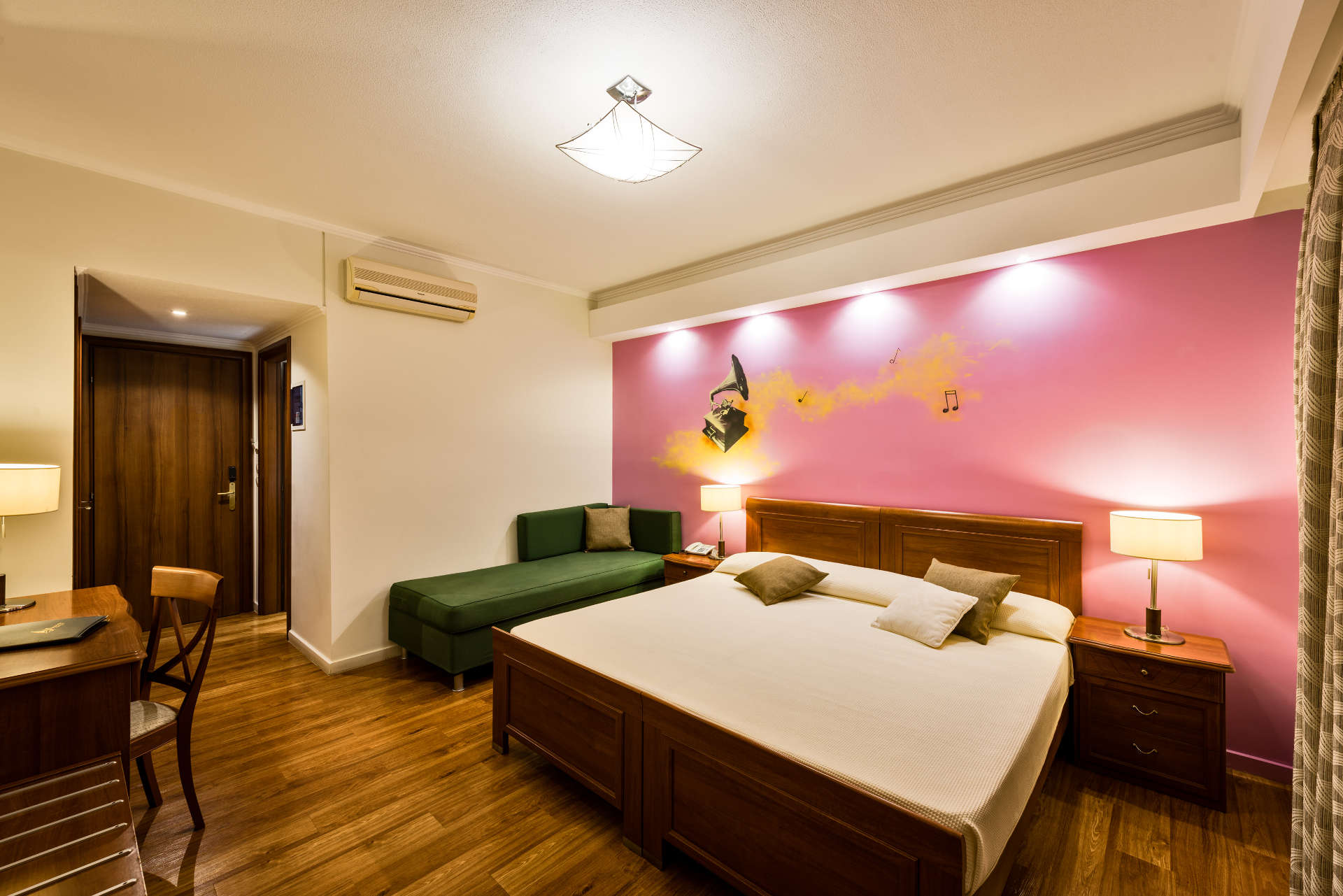 Hotel Mediterranean Beach Superior room 1.jpg