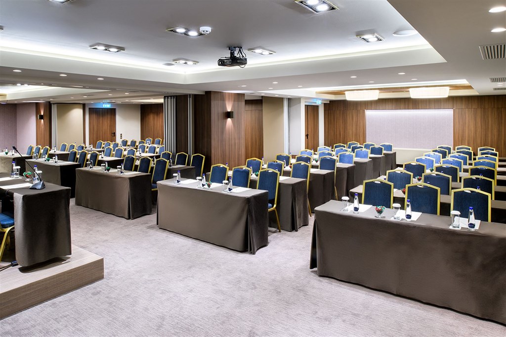 Hotel Mediterranean Palace conference room 3.jpg
