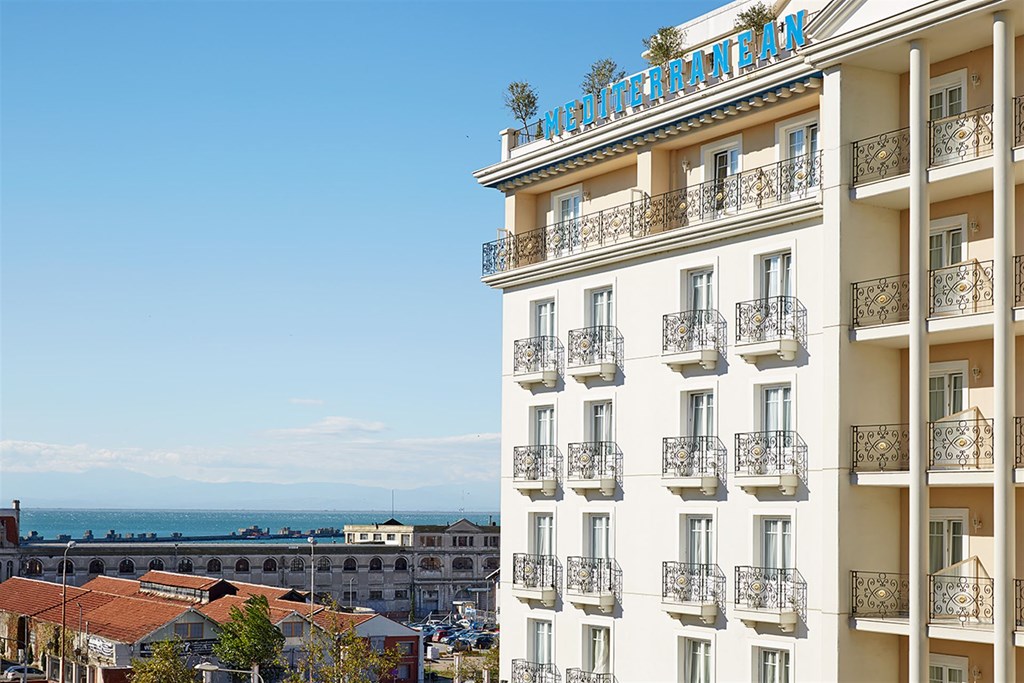 Hotel Mediterranean Palace.jpg