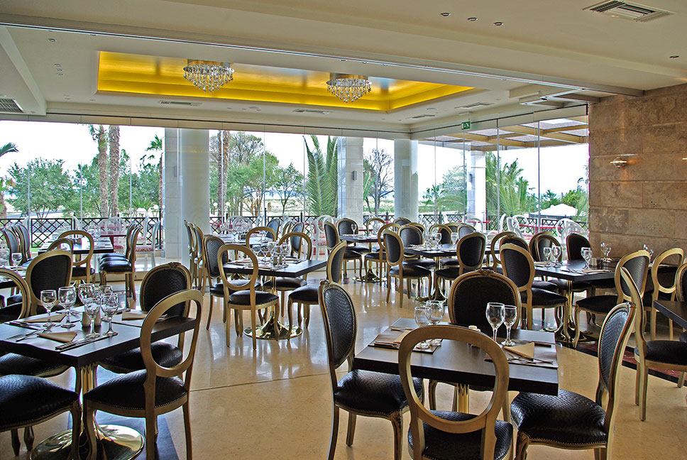 Mediterranean princess hotel pansionski restoran.jpg
