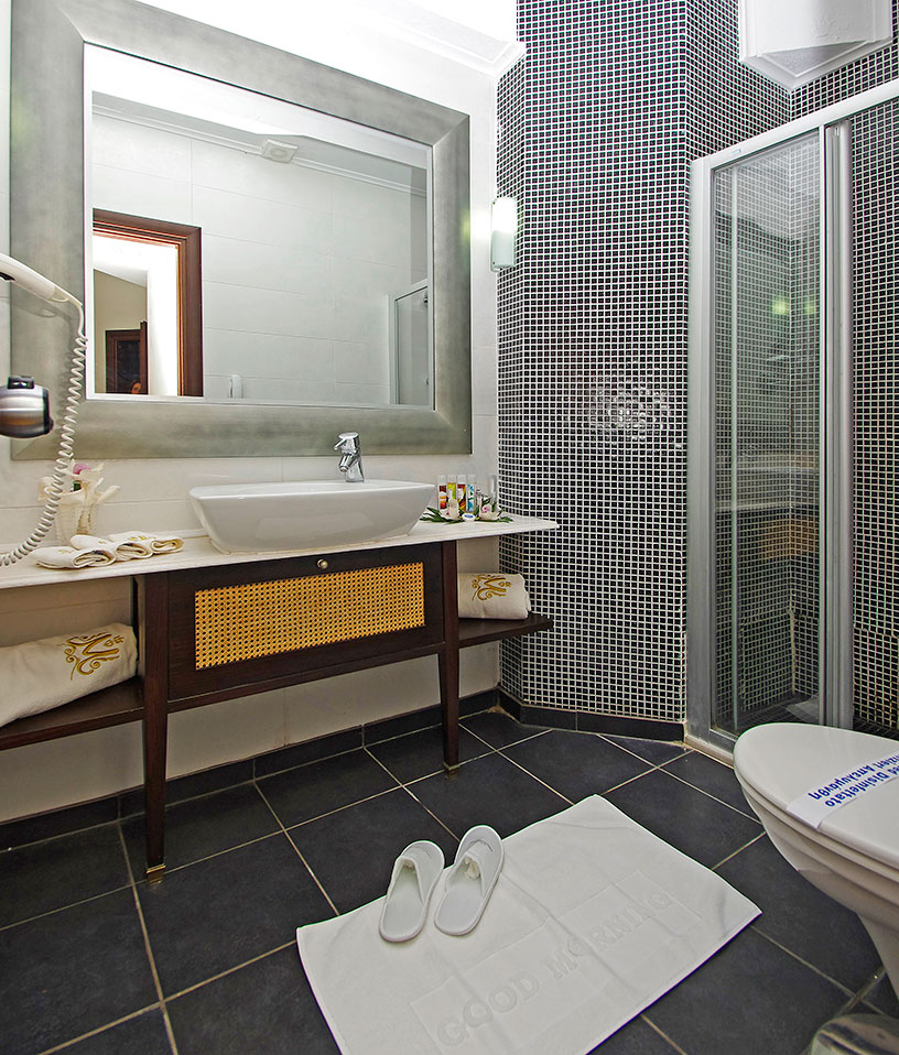 Mediterranean princess hotel standard soba kupatilo .jpg