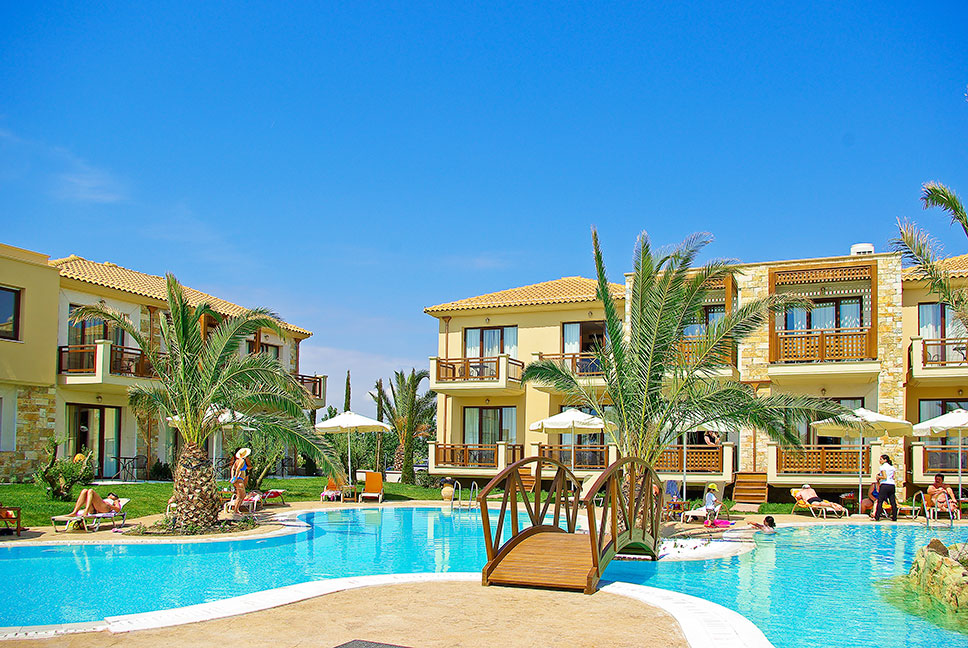 Mediterranean village hotel bazen .jpg