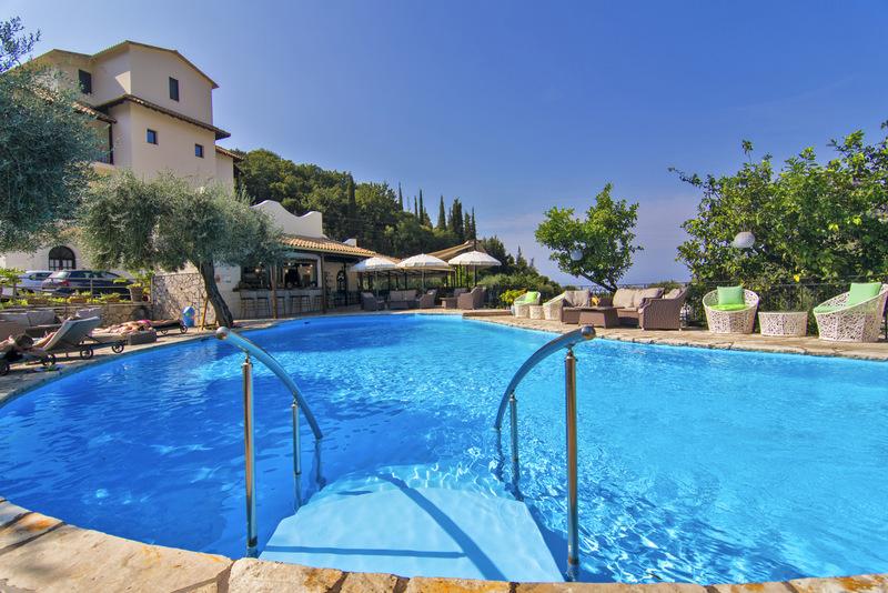 Mega Ammos hotel pool.jpg