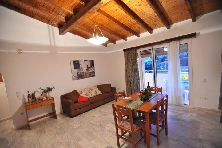 Hotel Memento Saint Spyridon accomodation 1.jpg