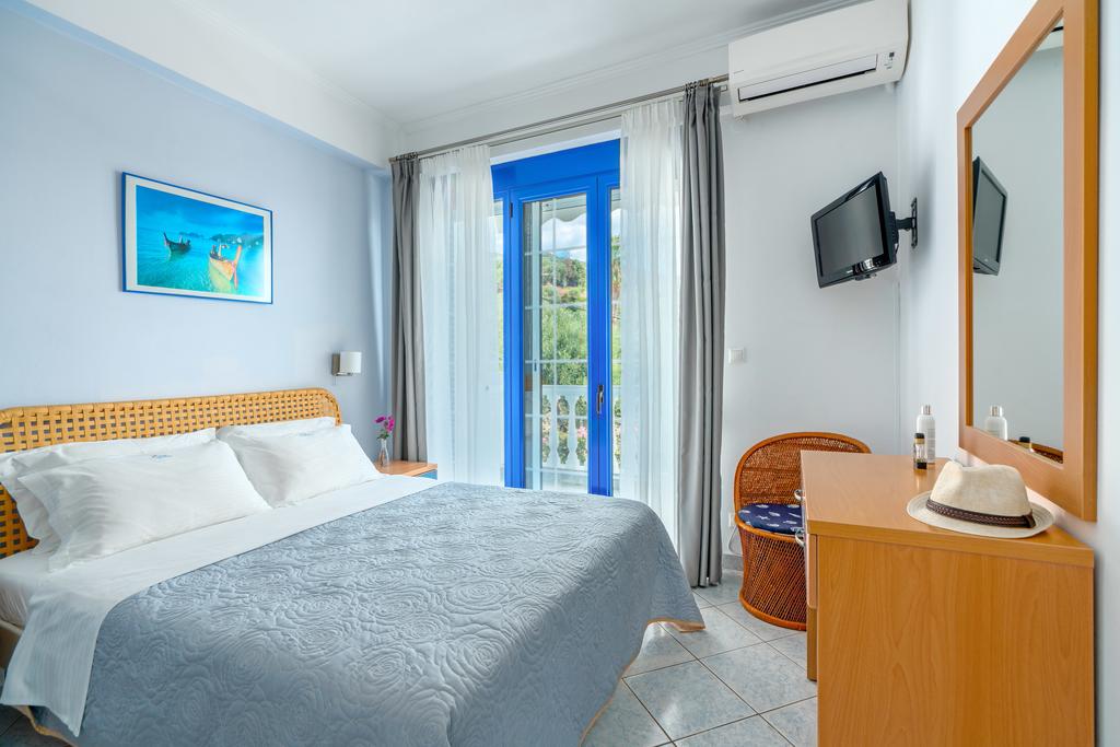 Hotel Mesogeios apartment 1.jpg