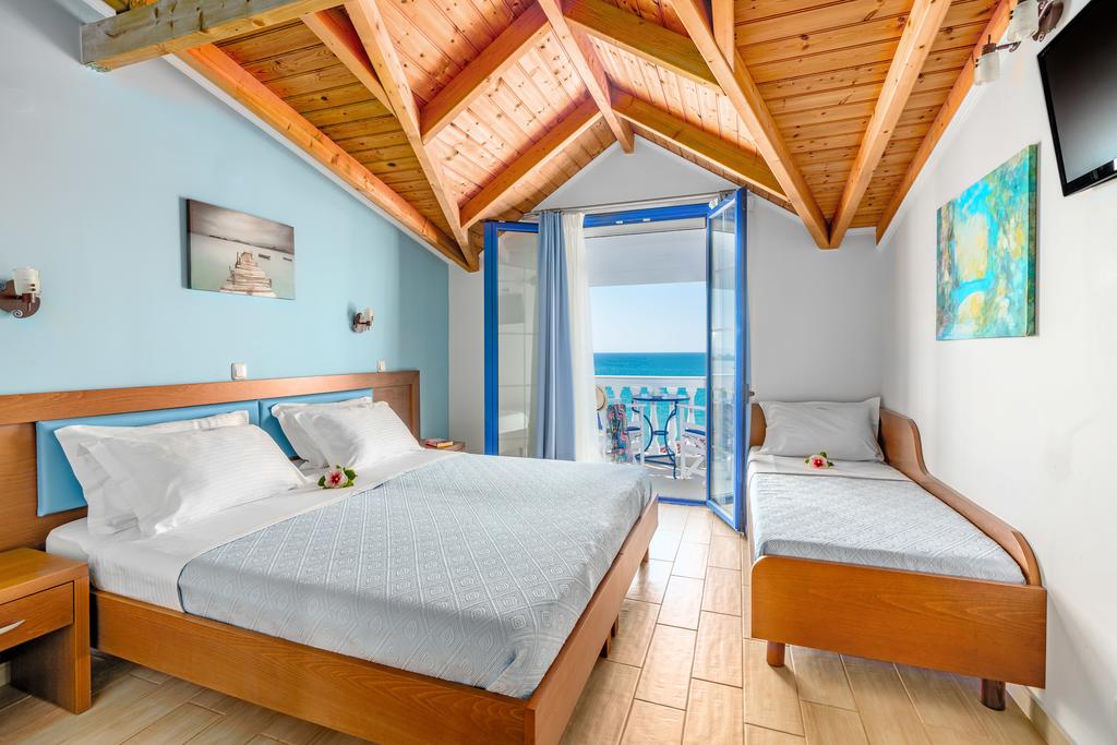 Hotel Mesogeios standard room.jpg