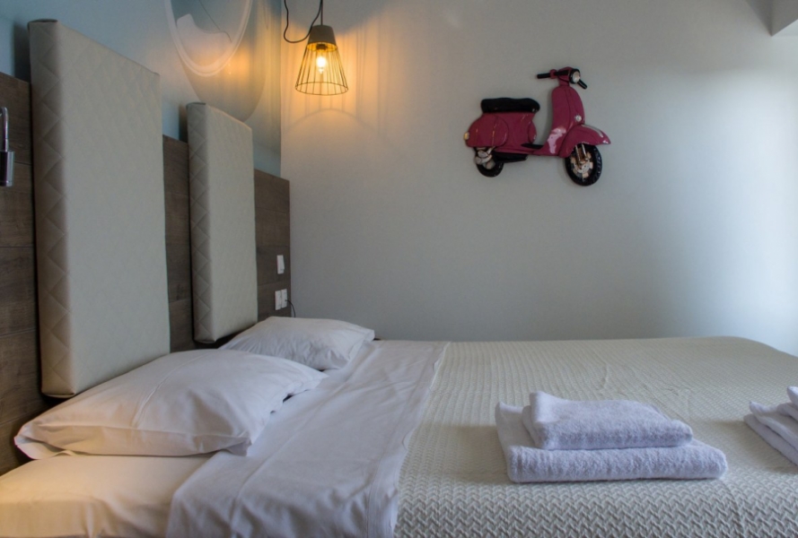 Hotel Metroplitan junior suite 2.jpg