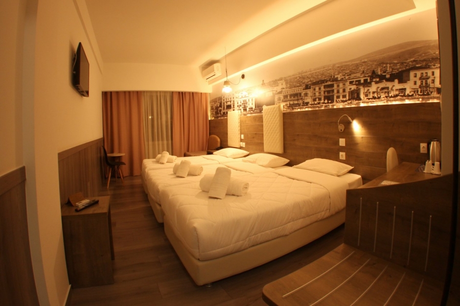 Hotel Metroplitan triple room 2.jpg