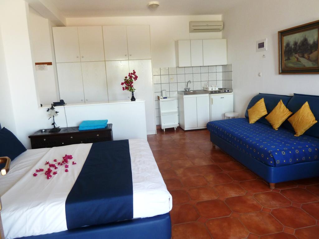 Hotel Milia Bay studio.jpg