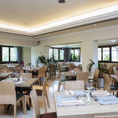 Hotel Miramare restaurant 1.jpg