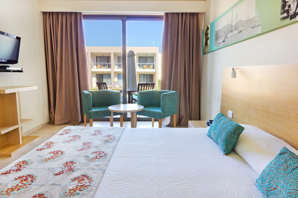 Alea hotel _ suites superior room.jpg