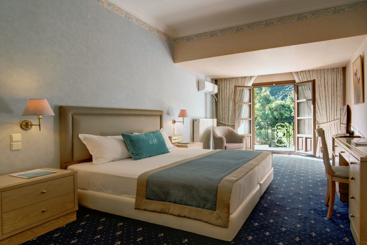 Mitsis Galini wellness spa_ resort hotel standard soba.jpg