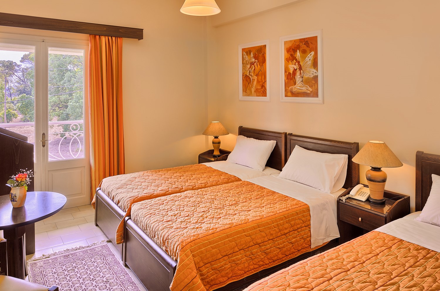 Hotel Molfetta Beach trokrevetna soba.jpg