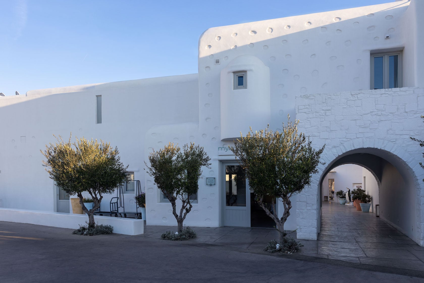 Hotel Mykonos Ammos 1.jpg