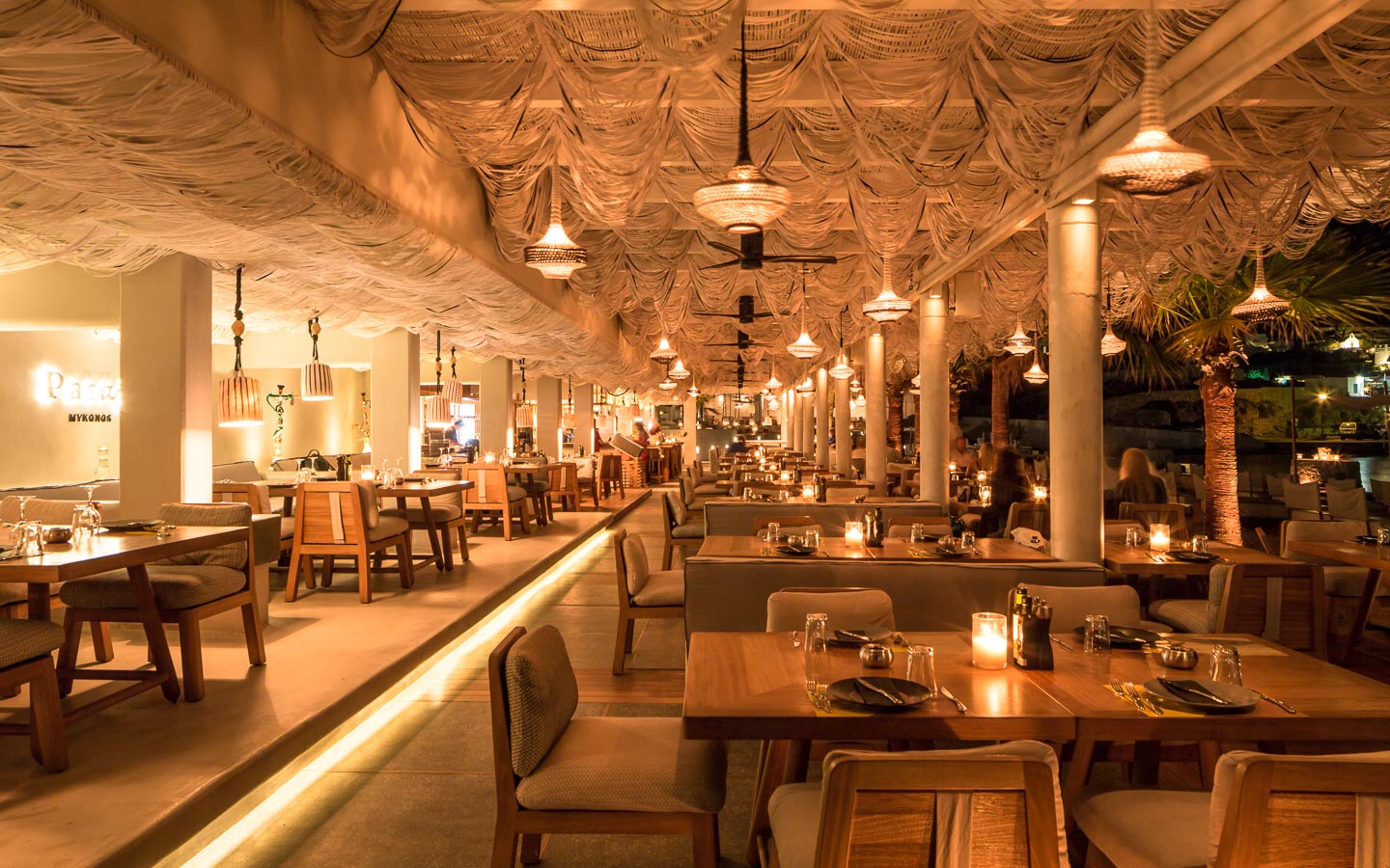 Hotel Mykonos Ammos restaurant 1.jpg