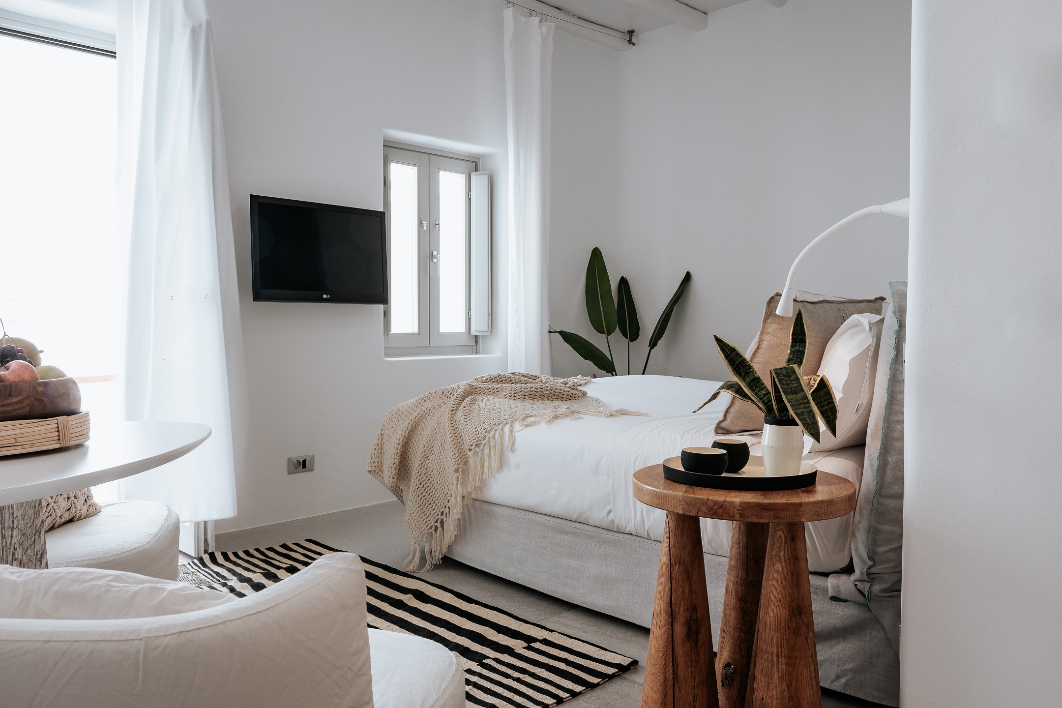Hotel Mykonos Ammos superior suite seaview.jpg
