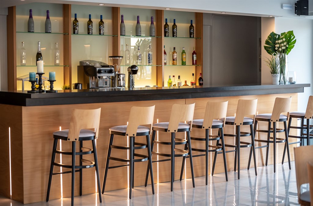Hotel Mythic bar.jpg