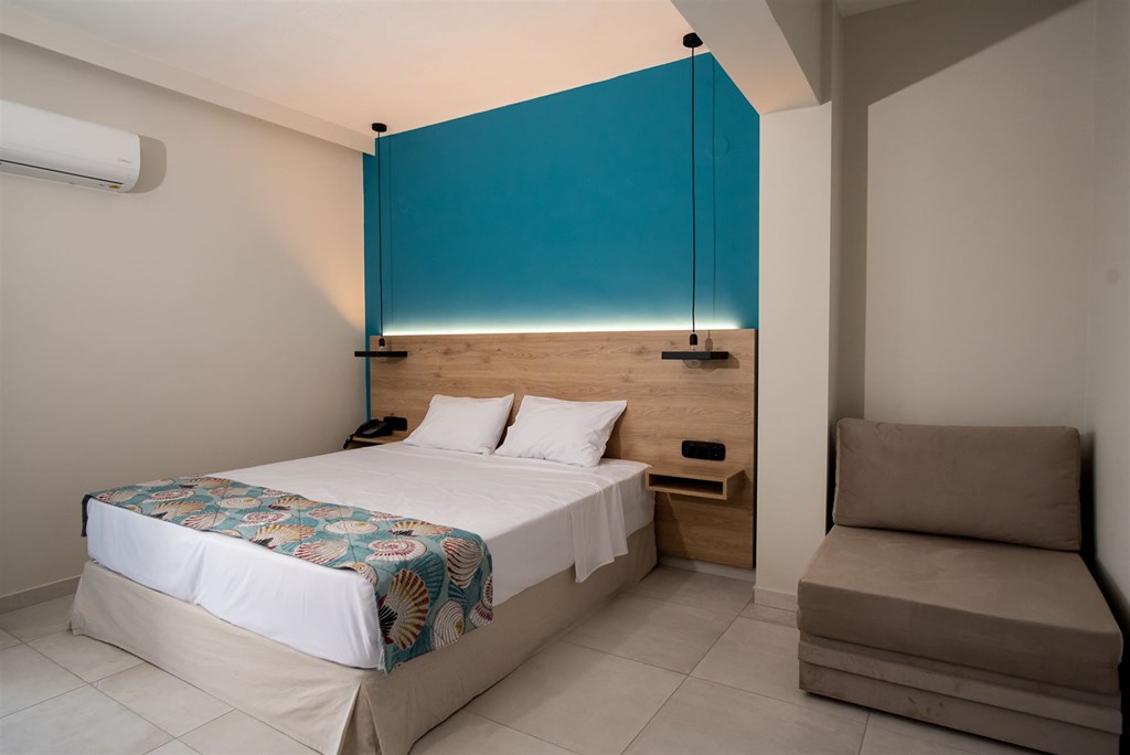 Hotel Mythic superior double room 1.jpg