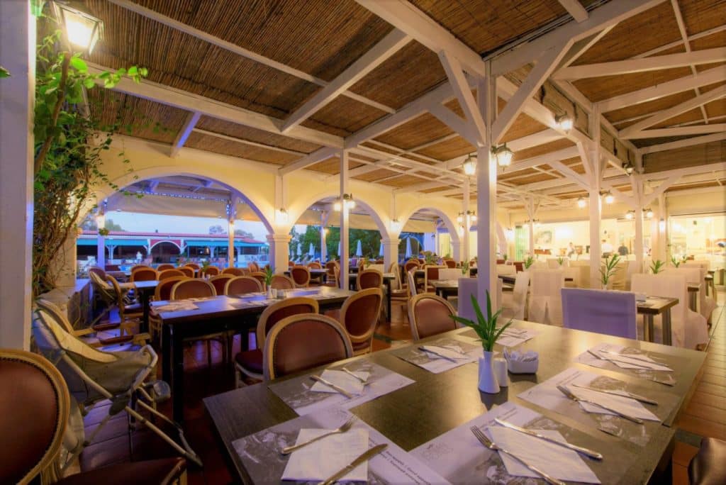 Zante Royal Resort restoran 1.jpg