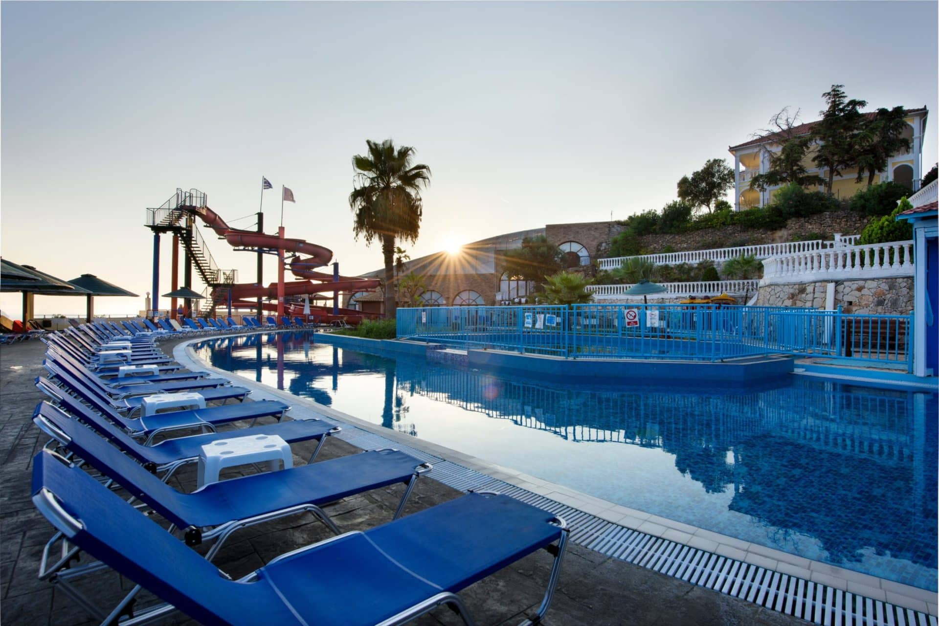 Zante Imperial Beach bazen sa toboganima.jpg