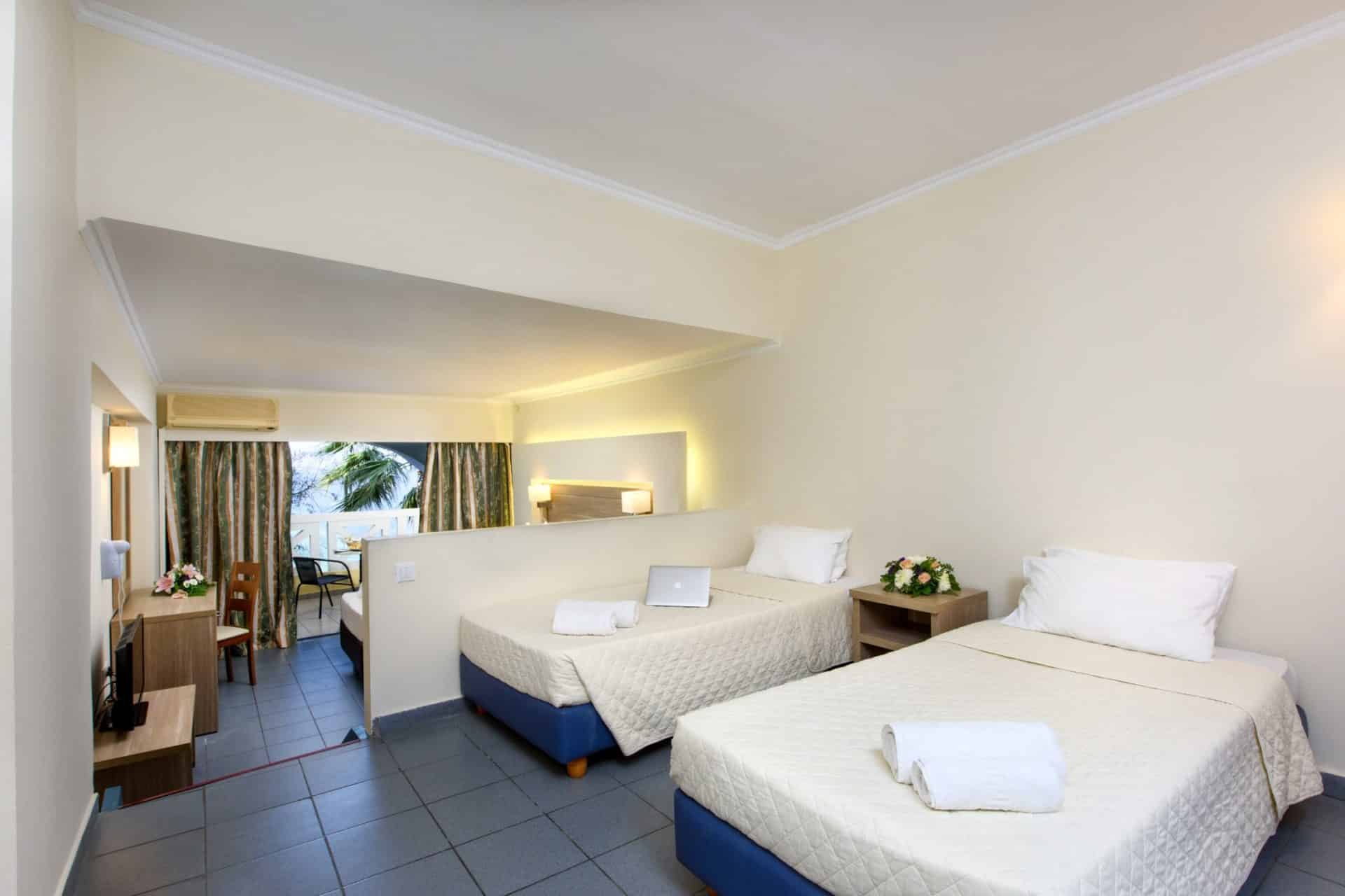 Zante Imperial Beach soba.jpg