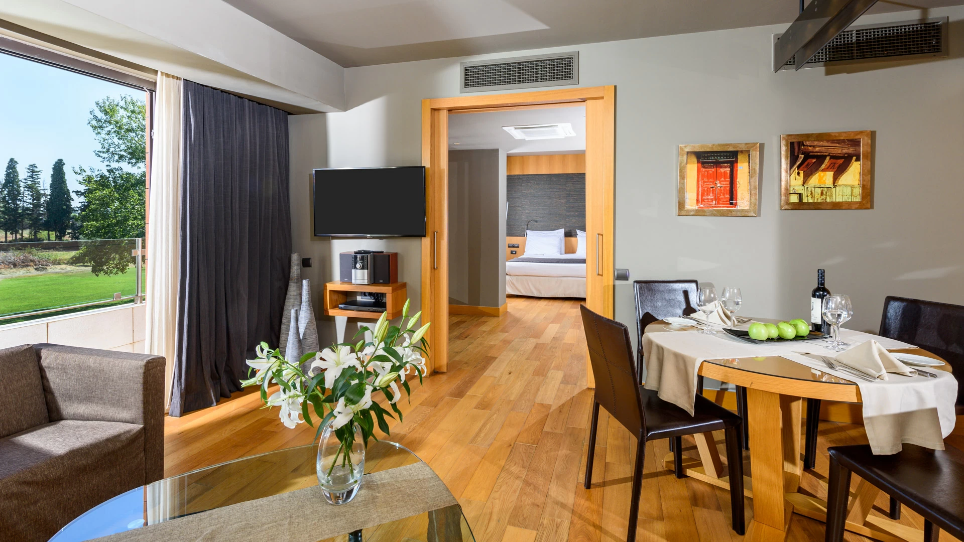 Hotel Alexander hotel Beach _ Spa deluxe suite.jpg