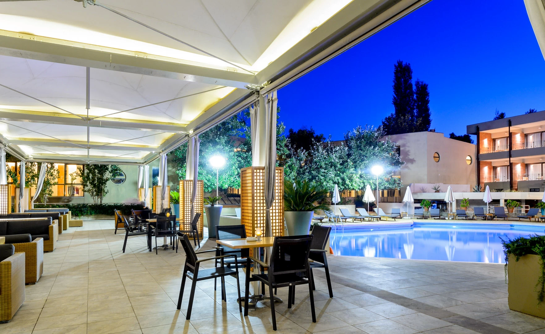 Hotel Alexander hotel Beach _ Spa pergola bar.jpg