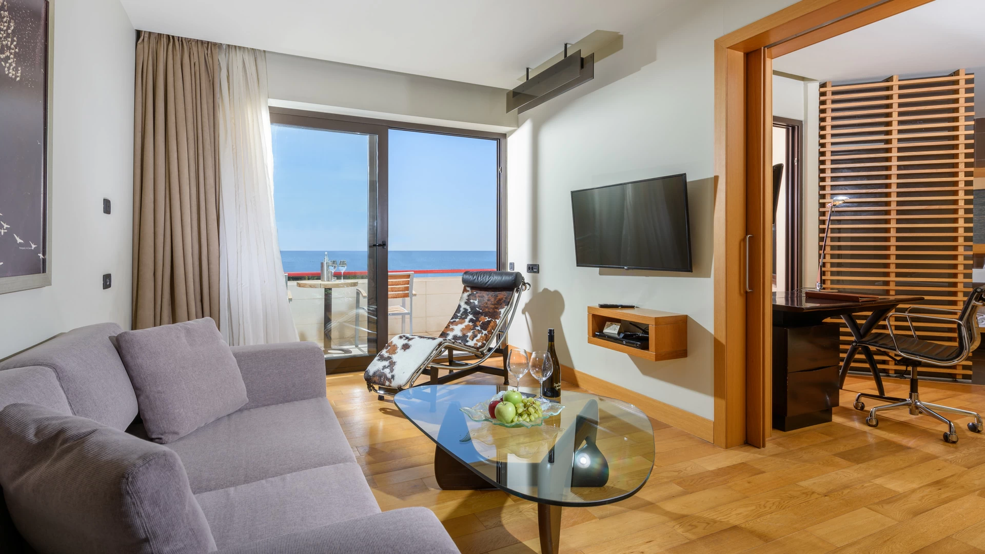 Hotel Alexander hotel Beach _ Spa presidential suite.jpg