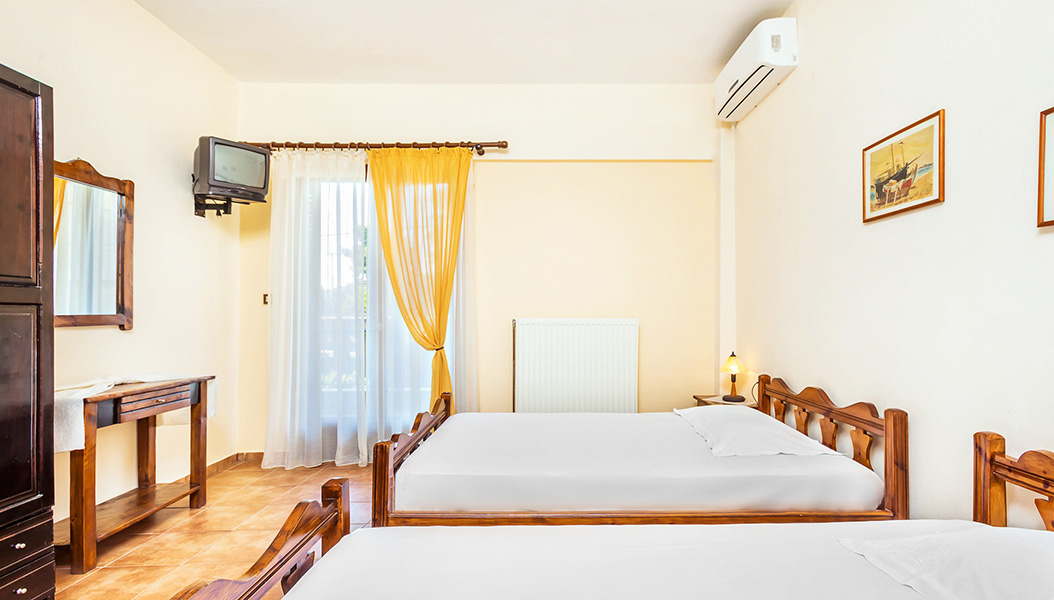 Xenios Loutra Village soba 5.jpg
