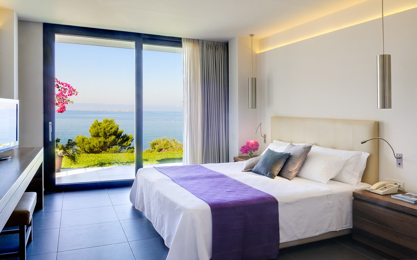 Hotel White Rocks soba.jpg
