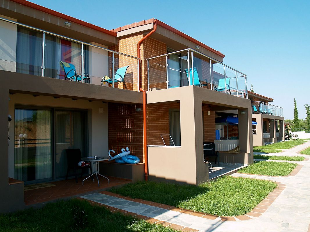 Village Mare Residence zgrada 1.jpg