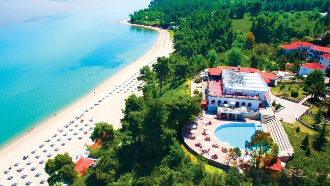 Hotel Mitsis Alexander the Great-Bazen.jpg