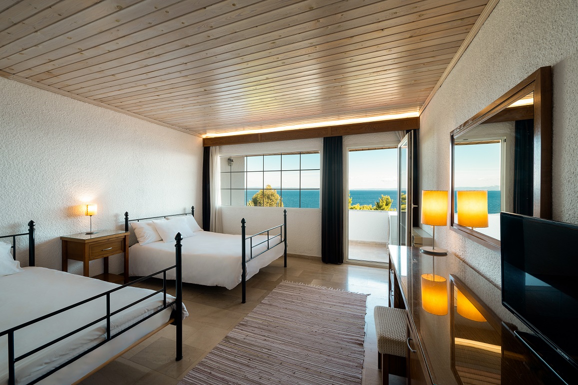 Mitsis Alexander the Great Hotel-Junior suite pogled more.jpg