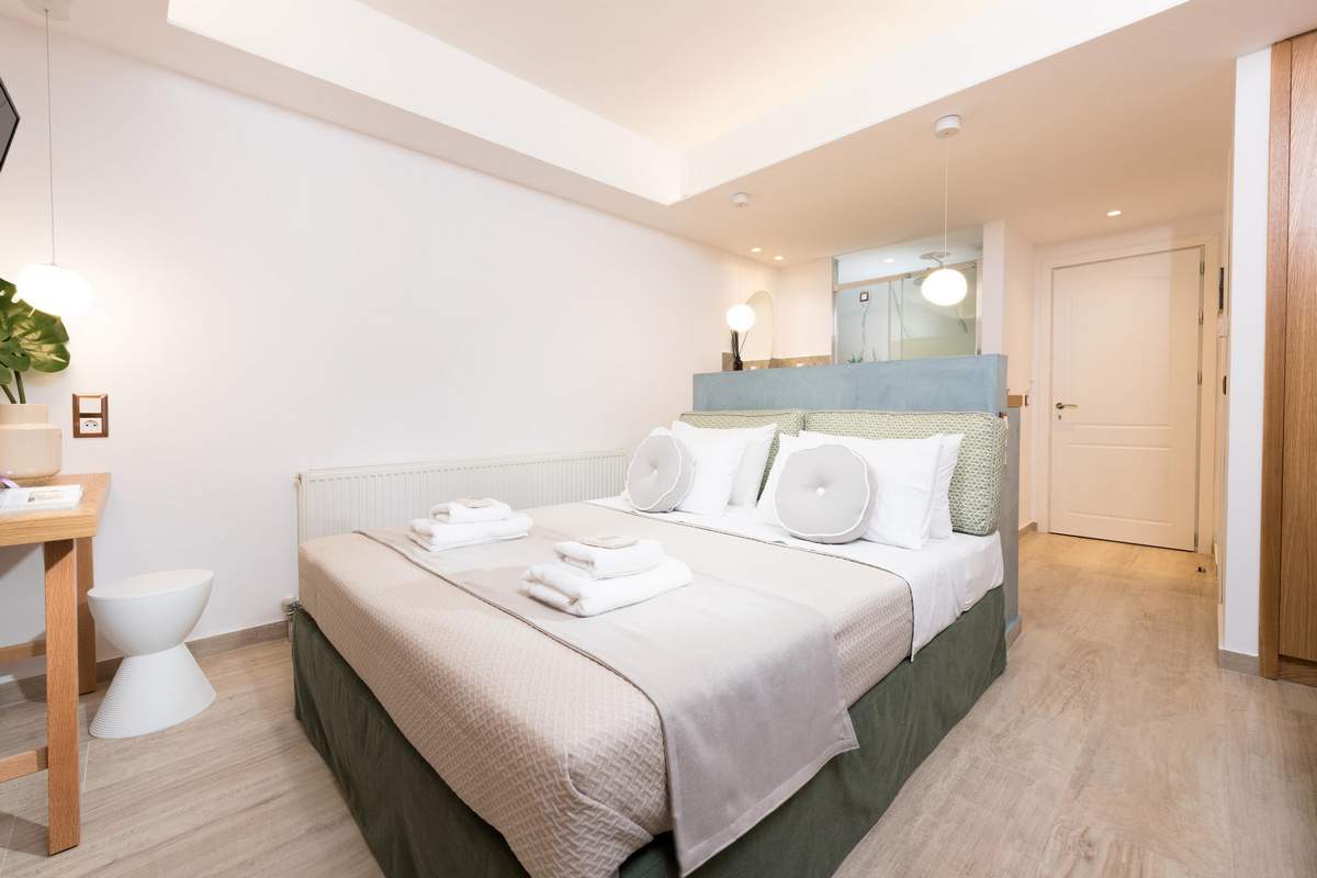 Villa Natassa deluxe soba.jpg