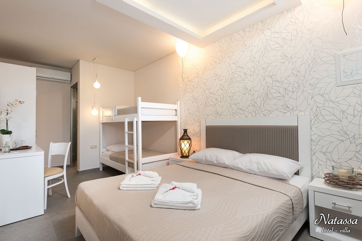 Villa Natassa soba sa krevetima na sprat.jpg