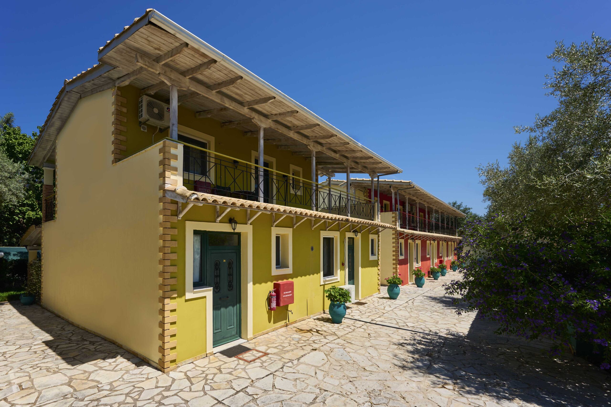 Hotel Vilaggio Maistro-Zgrade hotela.jpg