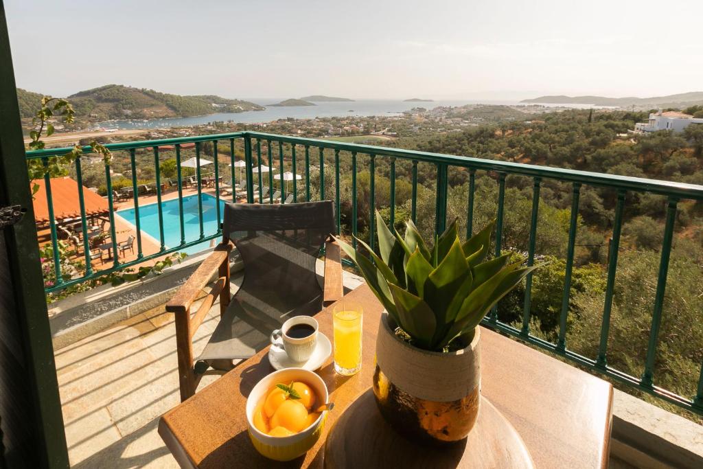 Hotel Vigles Sea View superior soba terasa.jpg